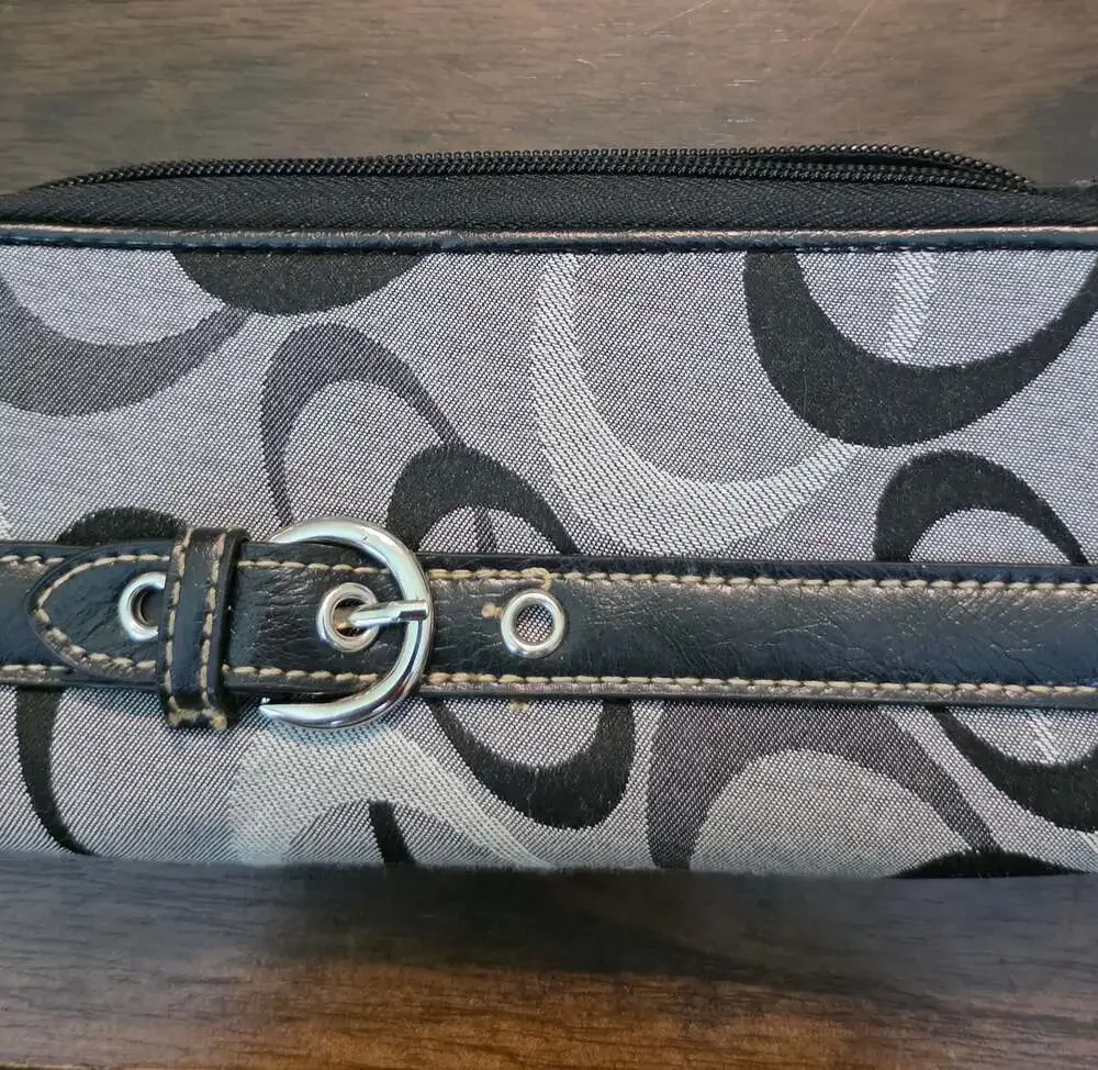 Signature Pattern Zip-Around Fashion Wallet with Buckle Detail